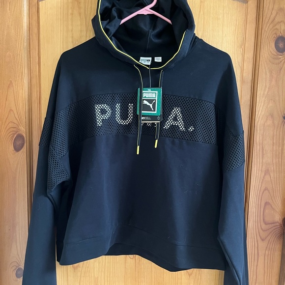 Puma Performance Jacket in Black with Yellow Trim - Picture 1 of 3